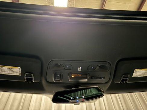 Used 2017 Chevrolet Camaro LT image 27