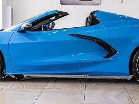 Used 2021 Chevrolet Corvette Stingray Premium Conv w/ Z51 Performance Package image 2