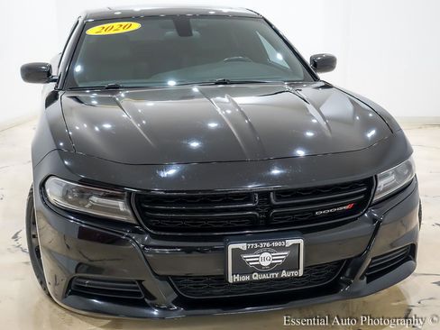 Used 2020 Dodge Charger SXT w/ Leather Interior Group image 5