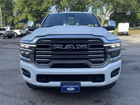 Used 2026 RAM 2500 Laramie AWD/4WD image 12