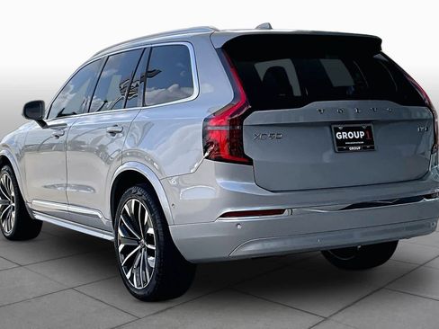 Used 2025 Volvo XC90 B5 Plus AWD/4WD image 12