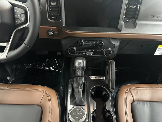 Certified 2024 Ford Bronco Outer Banks AWD/4WD image 11