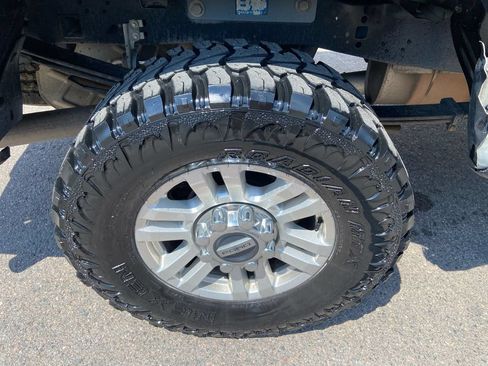 Used 2018 Ford F250 XLT AWD/4WD image 12