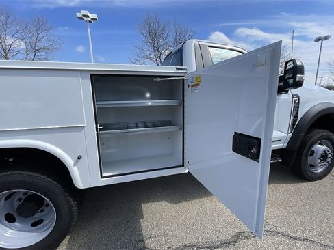 New 2024 Ford F550 4x4 Regular Cab Super Duty image 11