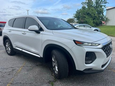 Used 2019 Hyundai Santa Fe SEL FWD image 8
