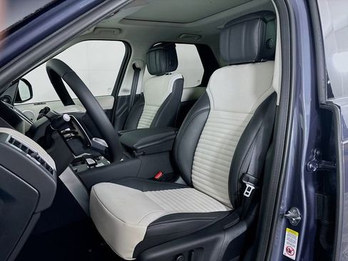 New 2026 Land Rover Discovery Limited Edition AWD/4WD image 20