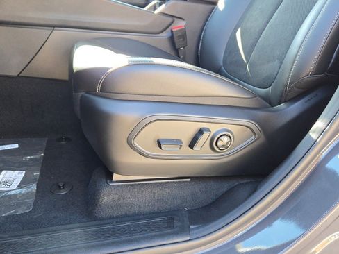 New 2025 Jeep Grand Cherokee Altitude image 25