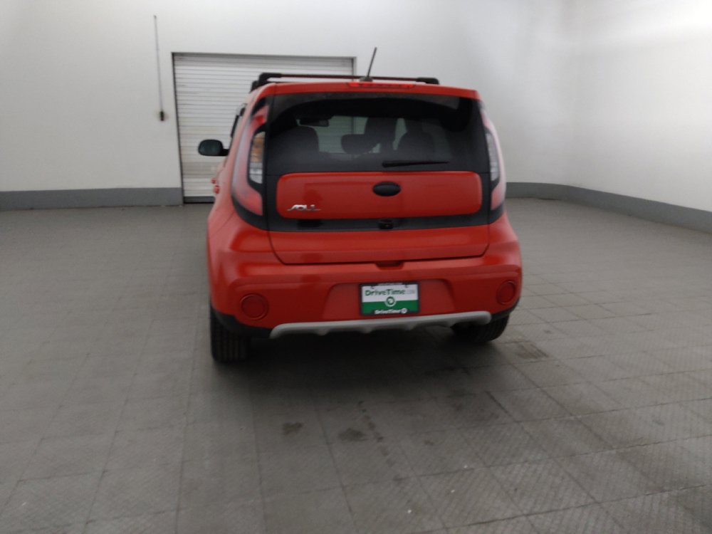Used 2019 Kia Soul + FWD image 6