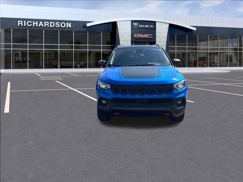 Used 2022 Jeep Compass Trailhawk w/ Sun and Sound Group image 9