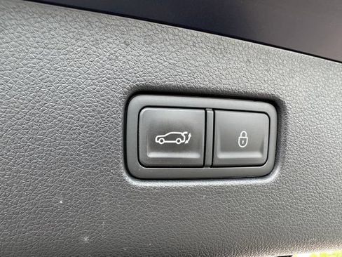 Used 2024 Genesis GV70 3.5T Sport w/ Sport Prestige Package AWD/4WD image 14