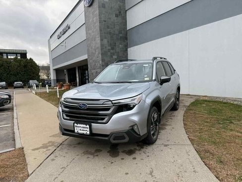 New 2025 Subaru Forester Limited image 10