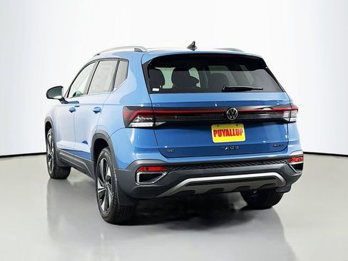 New 2026 Volkswagen Taos SE AWD/4WD image 5