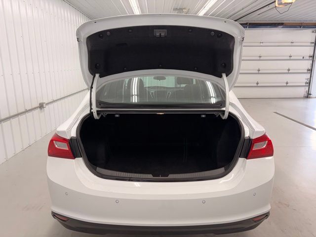 Used 2024 Chevrolet Malibu LT FWD image 5