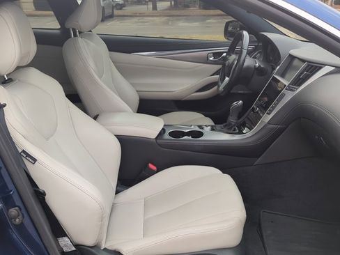 Used 2018 INFINITI Q60 3.0t Luxe w/ Sensory Package 3.0T Luxe image 19