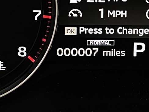 New 2026 Mitsubishi Outlander ES image 16