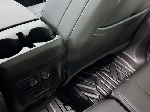 New 2026 GMC Canyon Elevation w/ Convenience Package image 22