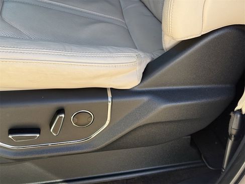 Certified 2023 Ford Expedition Max Platinum image 26