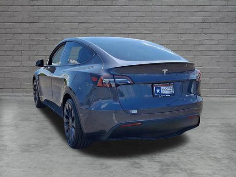 Used 2022 Tesla Model Y Performance AWD/4WD image 8