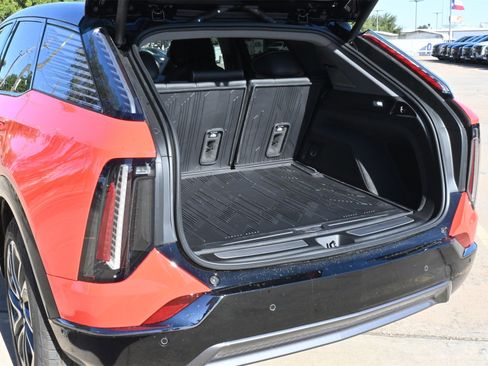 New 2026 Cadillac Optiq Sport 1 image 23