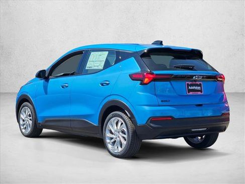 New 2027 Chevrolet Bolt LT w/ Comfort Package FWD image 10