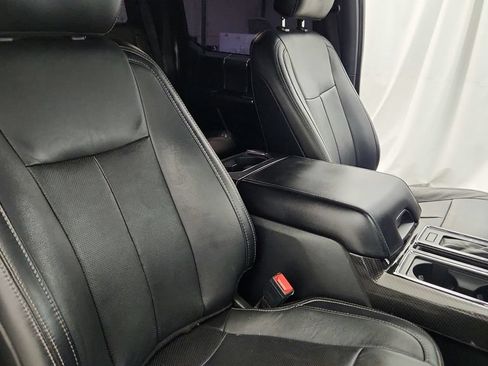 Used 2020 Ford F150 Lariat w/ Equipment Group 502A Luxury AWD/4WD image 29