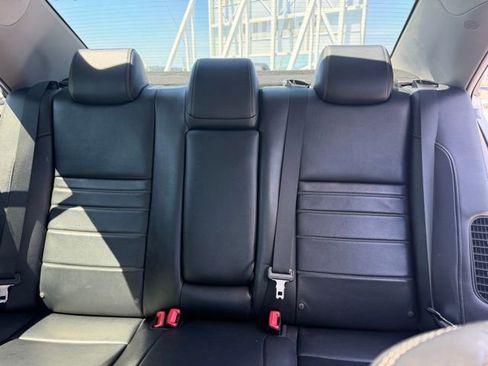 Used 2016 Toyota Camry XLE w/ Moonroof Package FWD image 12