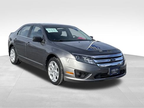 Used 2010 Ford Fusion SE image 4
