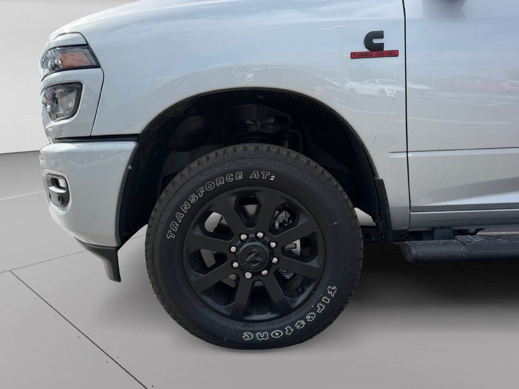 Used 2026 RAM 2500 Tradesman AWD/4WD image 30