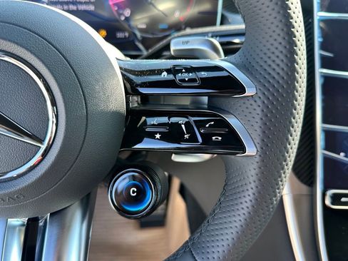 New 2025 Mercedes-Benz GLC 43 AMG 4MATIC Coupe image 22