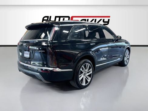 Used 2026 Cadillac Vistiq Luxury AWD/4WD image 7