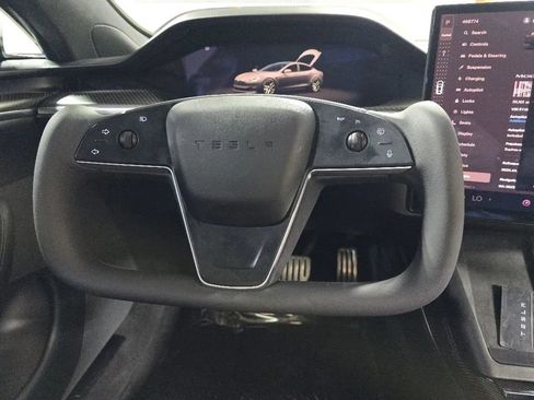 Used 2022 Tesla Model S Plaid image 15