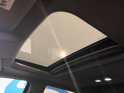 Used 2021 GMC Sierra 1500 Denali w/ Driver Alert Package II image 8