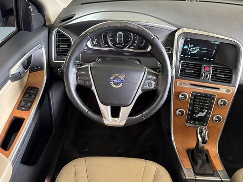 Used 2017 Volvo XC60 T6 Inscription w/ Preferred Option Package AWD/4WD image 31