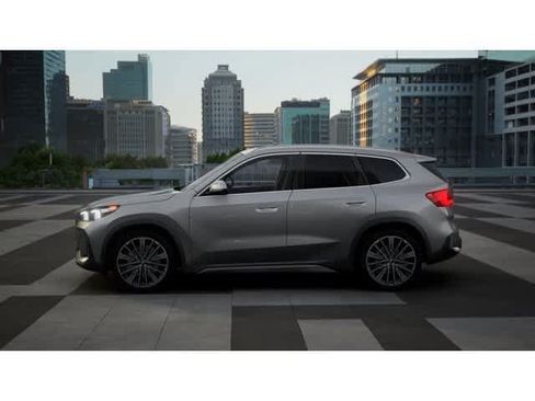 New 2026 BMW X1 xDrive28i w/ Technology Package AWD/4WD image 4