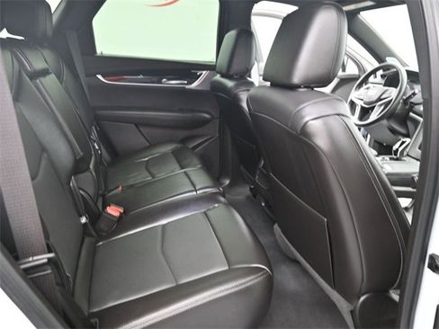 Used 2025 Cadillac XT5 Premium Luxury image 16