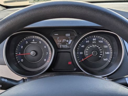 Used 2015 Hyundai Elantra SE w/ Option Group 02 image 12