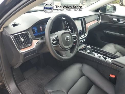 Used 2025 Volvo S60 B5 Plus FWD image 11