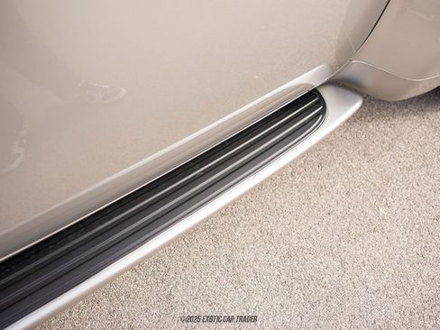 Used 2005 Chevrolet SSR w/ Preferred Equipment Group image 90