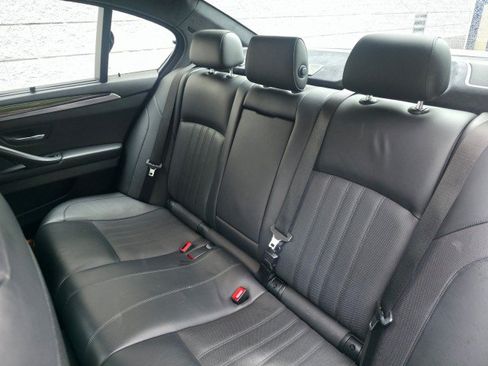 Used 2013 BMW M5 RWD image 8