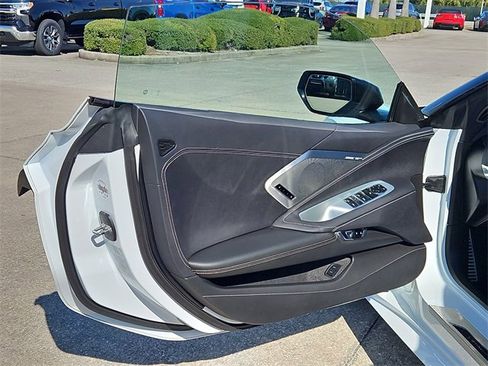 Used 2024 Chevrolet Corvette Stingray Preferred Conv w/ Z51 Performance Package image 10