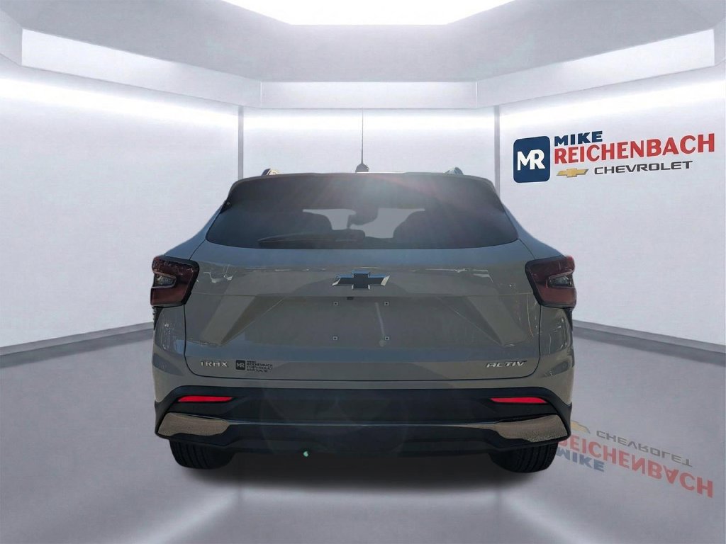 New 2026 Chevrolet Trax ACTIV w/ Driver Confidence Package FWD image 7