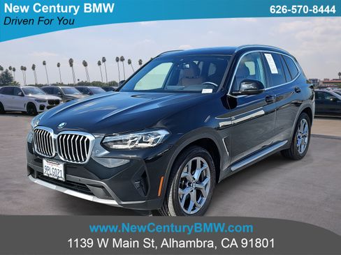 Used 2024 BMW X3 sDrive30i w/ Premium Package image 1