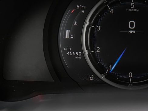 Used 2022 Lexus IS 350 F Sport image 3