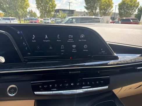 Used 2024 Cadillac Escalade Premium Luxury w/ LPO, Floor Liner Package AWD/4WD image 15