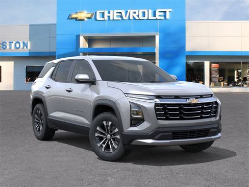 New 2026 Chevrolet Equinox LT image 7