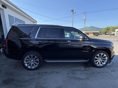 Used 2015 Chevrolet Tahoe LT w/ Luxury Package AWD/4WD image 5