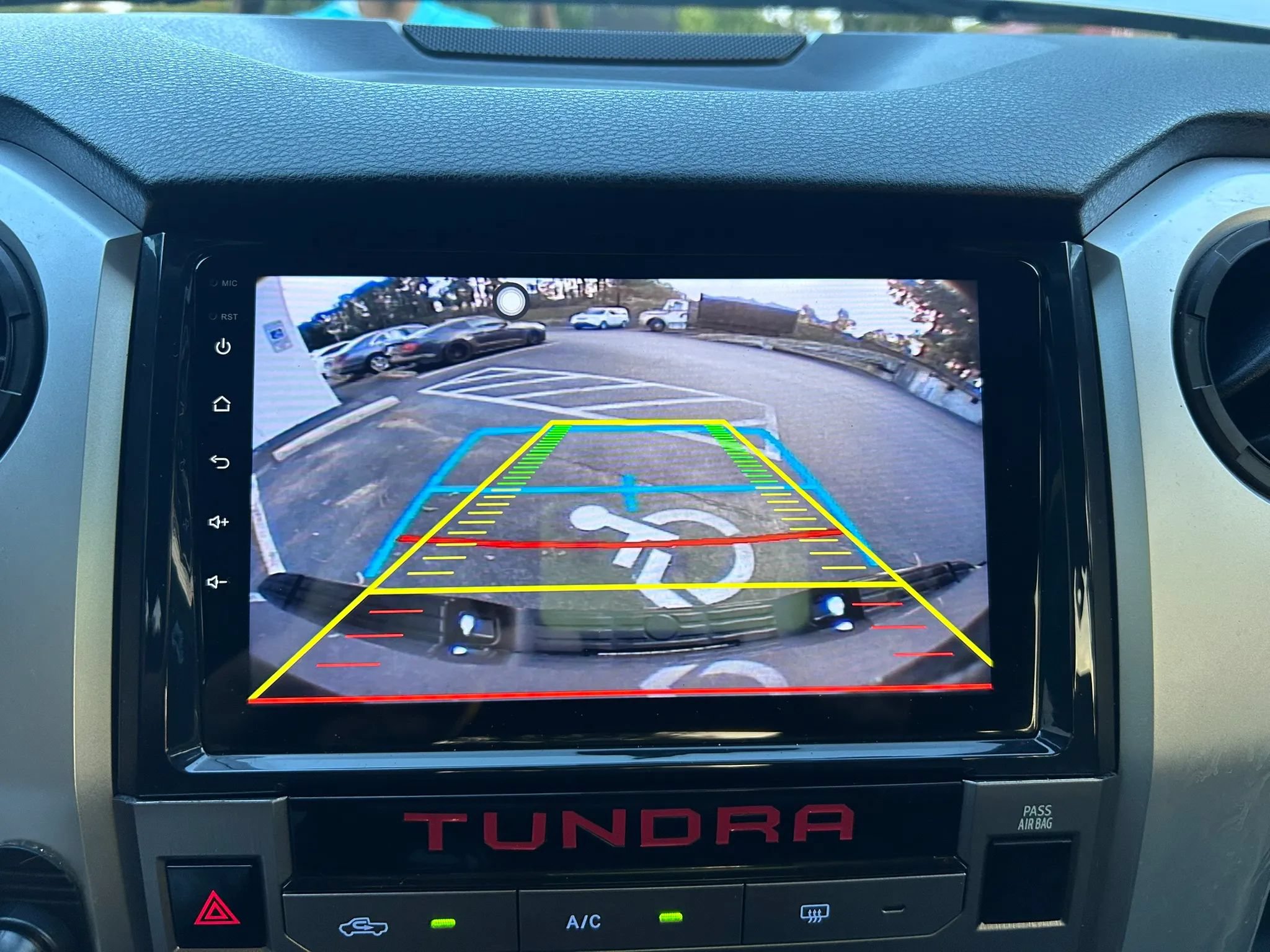 Used 2018 Toyota Tundra SR5 w/ SR5 Upgrade Package RWD image 50