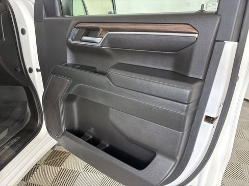 Used 2023 Chevrolet Silverado 1500 LT w/ Work Truck Package image 25