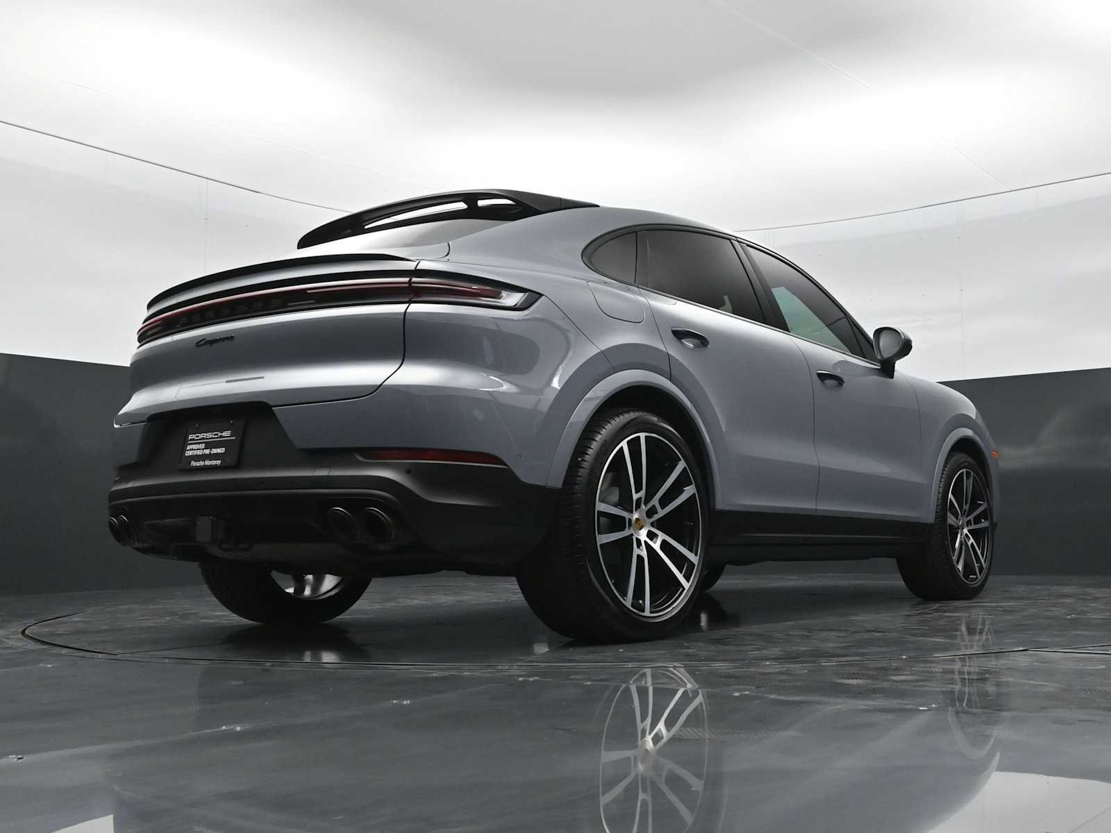 Certified 2024 Porsche Cayenne Coupe AWD/4WD image 41