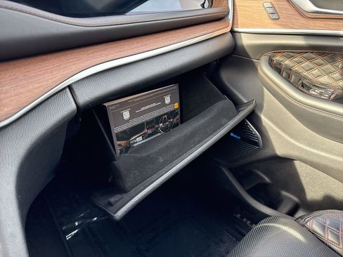 Used 2023 Jeep Grand Cherokee L Summit w/ Advanced Protech Group IV image 46